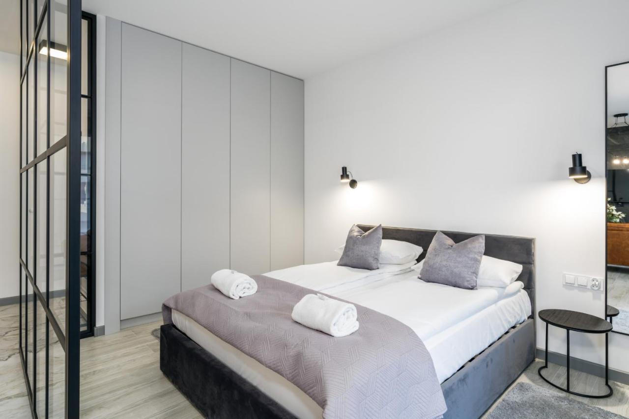 Apartments Poznan Chwaliszewo Residence With Free Garage By Noclegi Renters Dış mekan fotoğraf